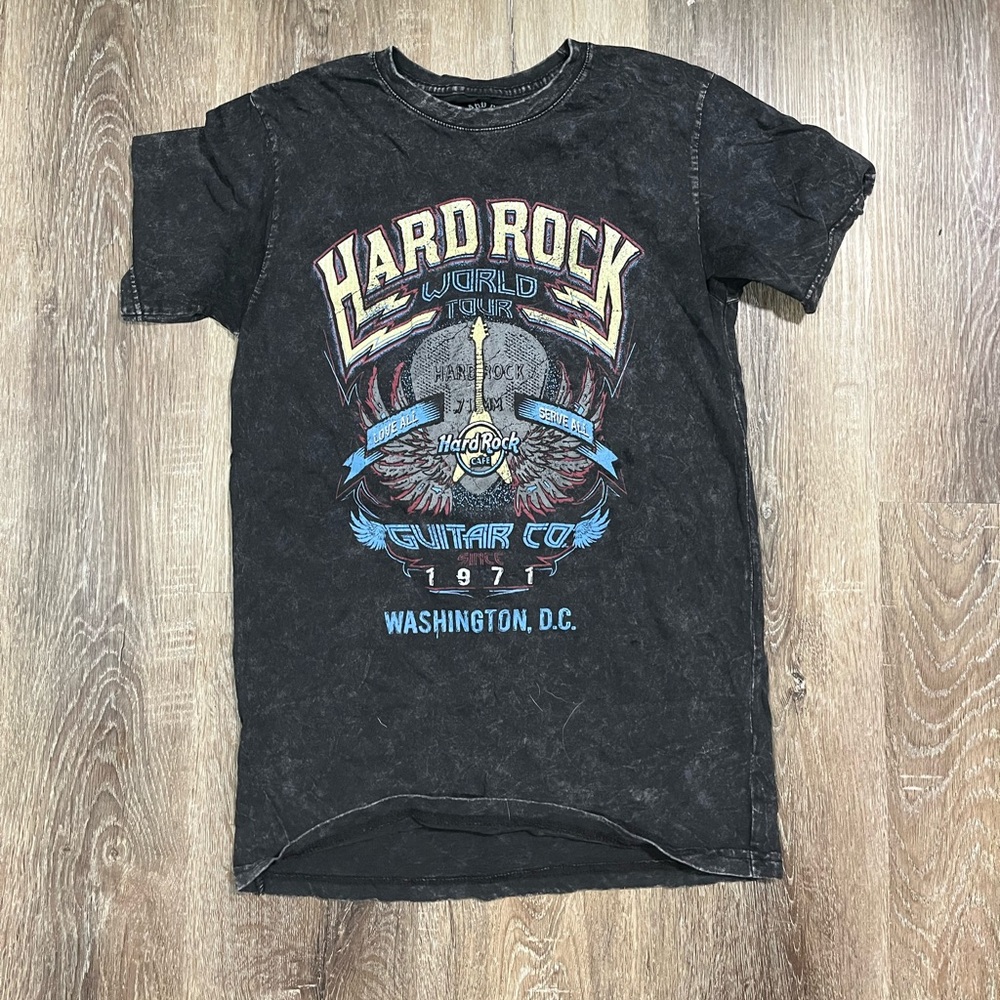 Hard Rock Cafe women’s small tshirt